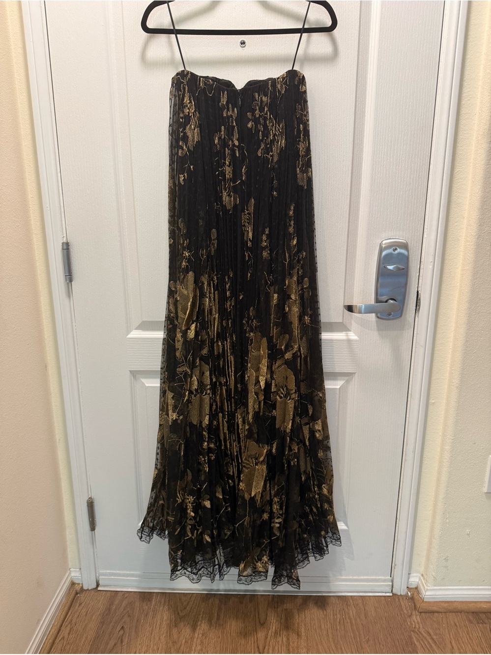 Helsi Delphine Strapless Pleated Sheer Lace Maxi Dressyy black/Gold Size S NWT - Picture 7 of 9